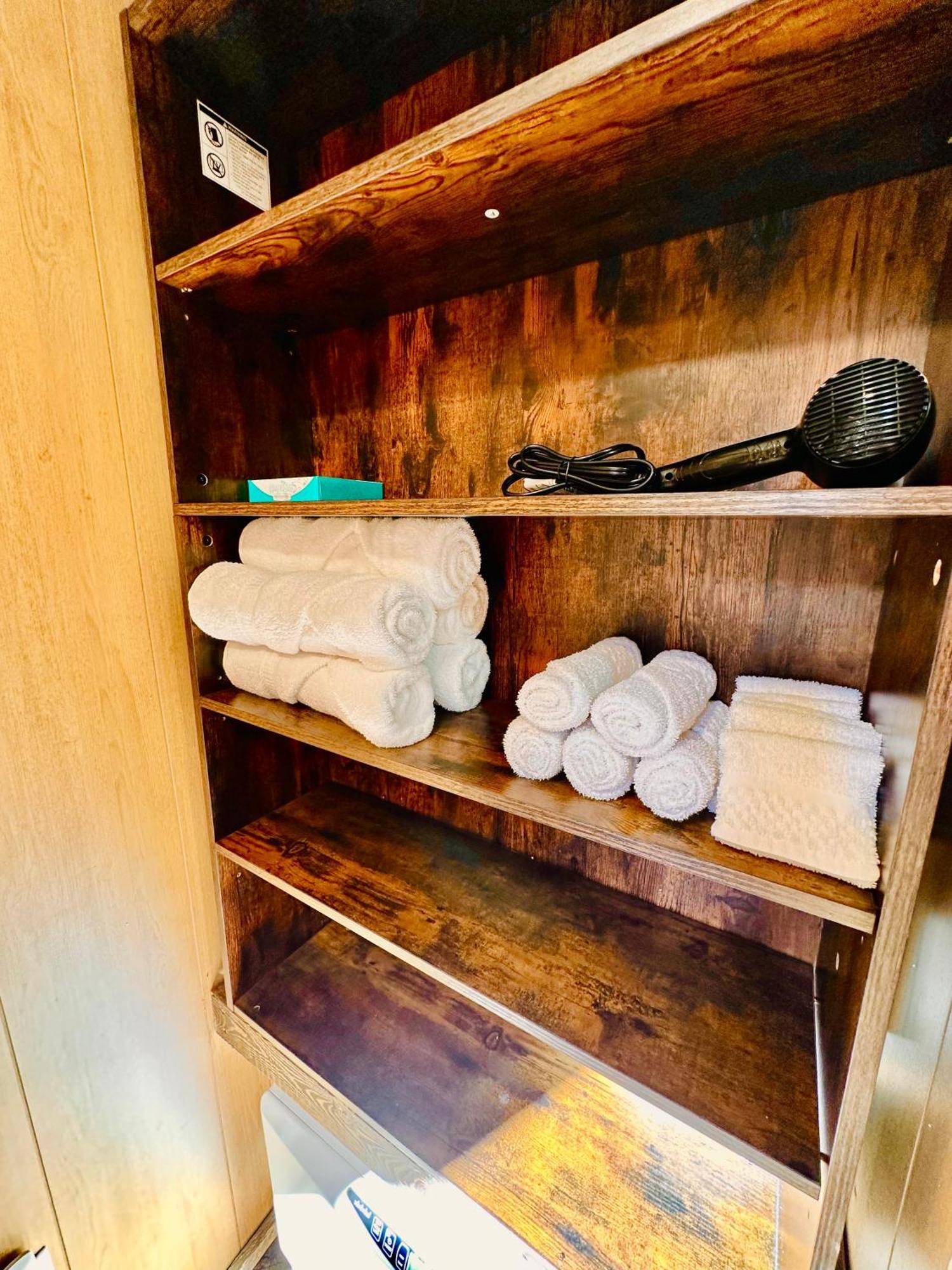 Roberts Lodge Tok Chambre photo