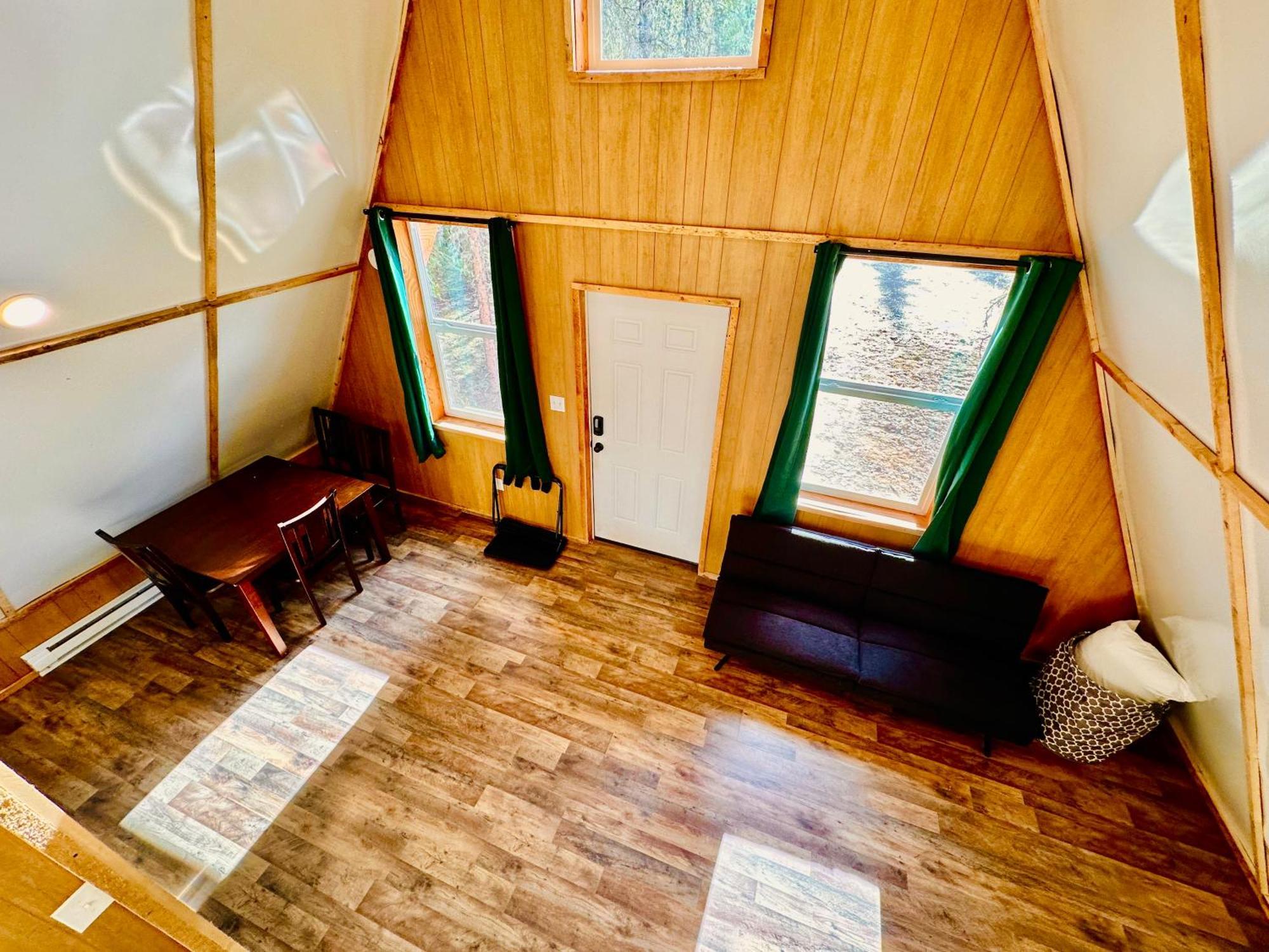 Roberts Lodge Tok Chambre photo