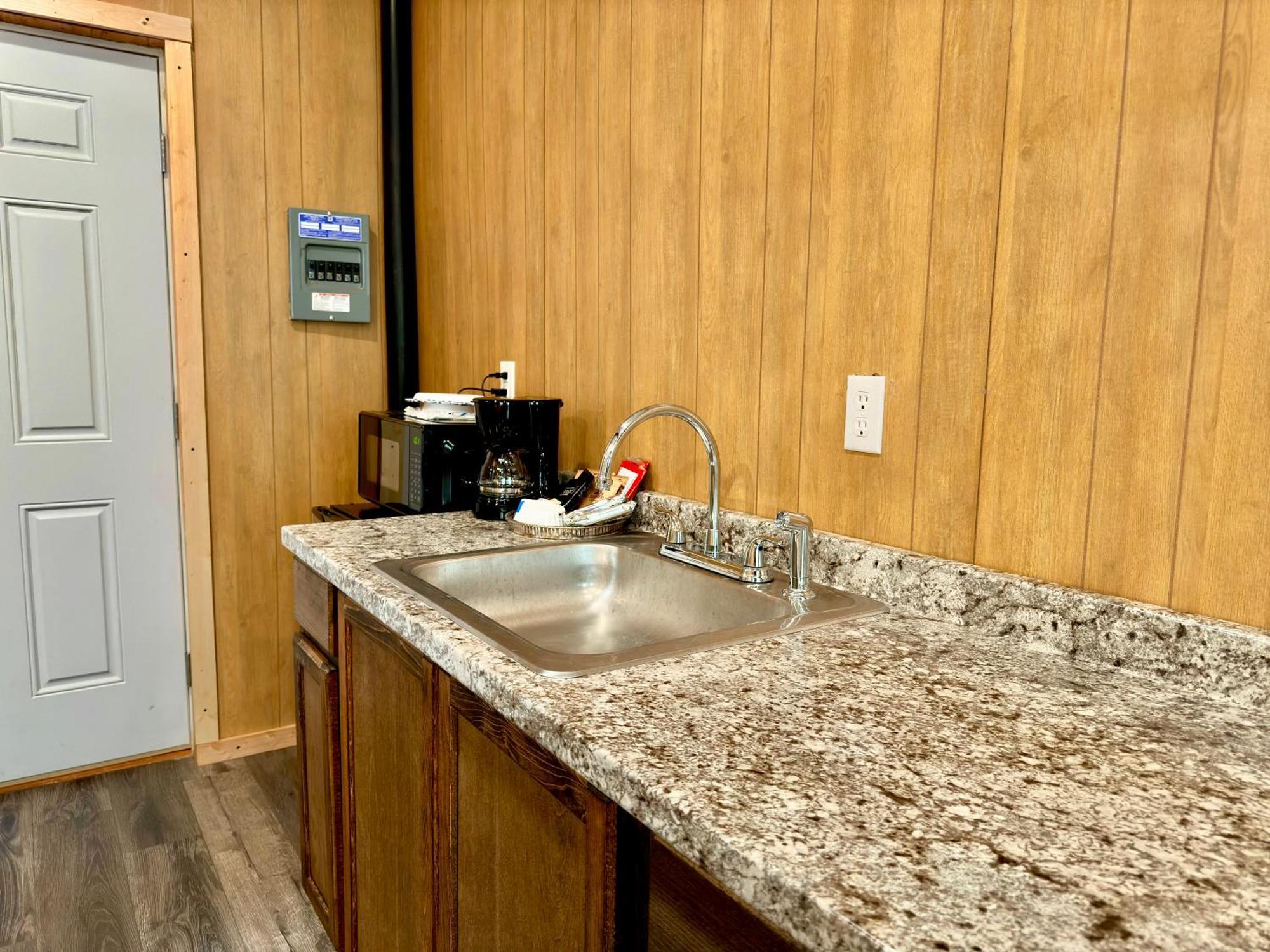 Roberts Lodge Tok Extérieur photo